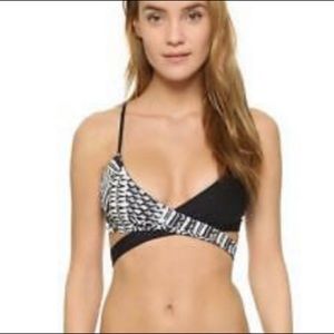 NWT- L’ Space Super Cute Reversible Wrap Around Bikini Top - D Cup